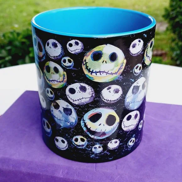 Disney 20 oz Coffee Mug Night before Xmas - Picture 2 of 7